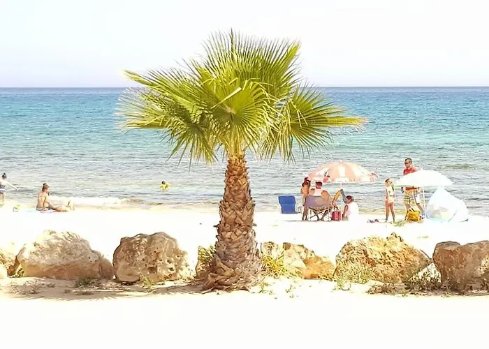 ヴィラ On The Beachfront, Ayia Thekla, Marina アヤナパ