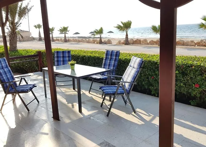 ヴィラ On The Beachfront, Ayia Thekla, Marina アヤナパ