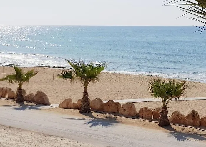 On The Beachfront, Ayia Thekla, Marina アヤナパ