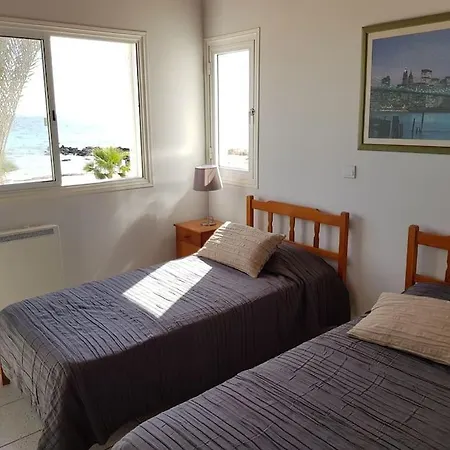 Villa On The Beachfront, Ayia Thekla, Marina Aya Napa