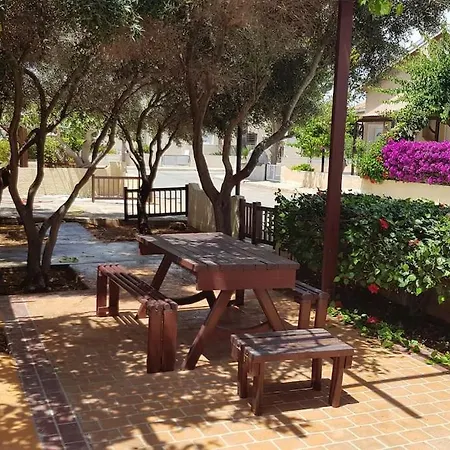 On The Beachfront, Ayia Thekla, Marina * Aya Napa