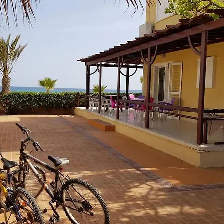 On The Beachfront, Ayia Thekla, Marina Villa Aya Napa