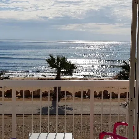 Villa On The Beachfront, Ayia Thekla, Marina