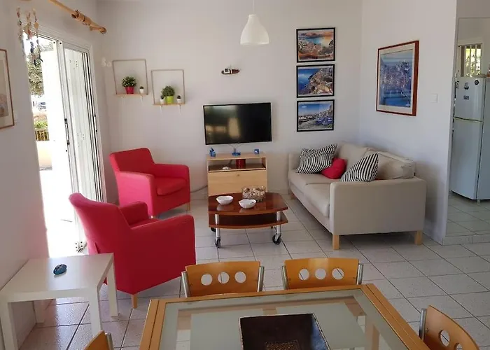 On The Beachfront, Ayia Thekla, Marina Villa Aya Napa