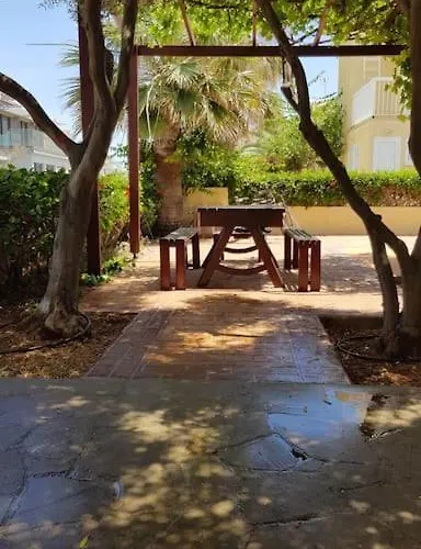 On The Beachfront, Ayia Thekla, Marina Villa *