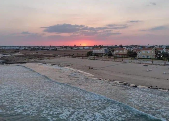 Villa On The Beachfront, Ayia Thekla, Marina Aya Napa